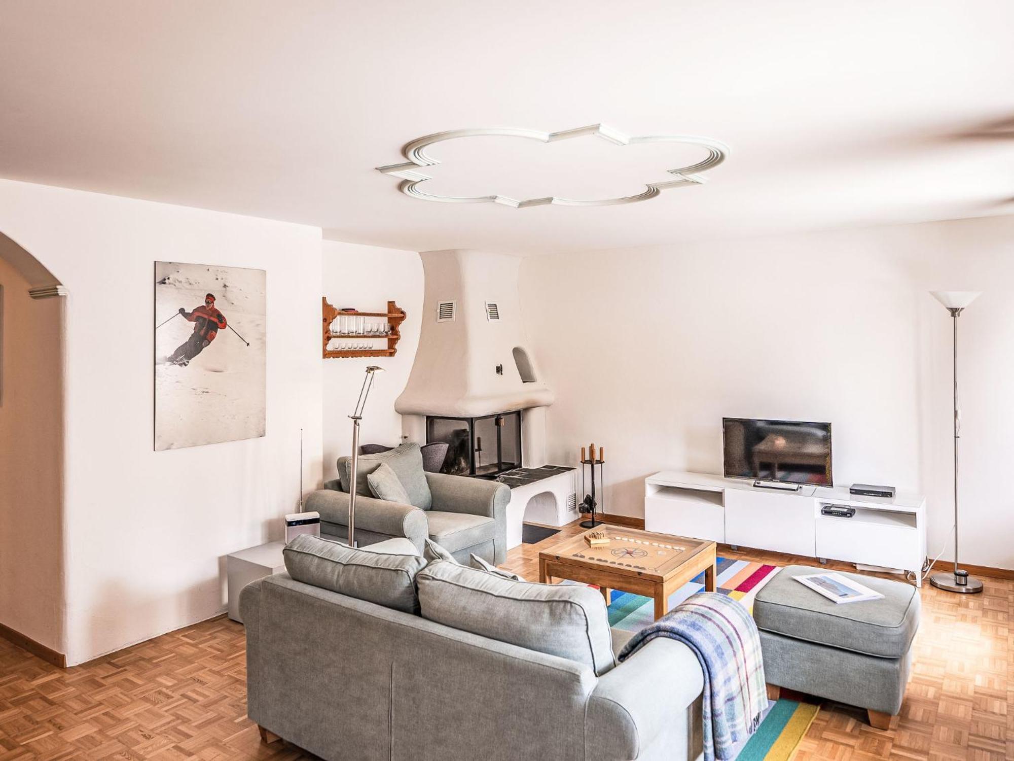 צואוץ Apartment Chesa Mezzaun By Interhome מראה חיצוני תמונה
